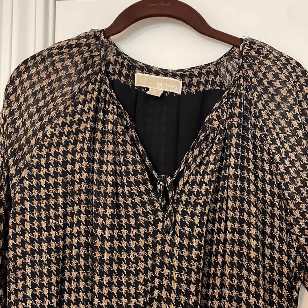 EUC Black and gold dress